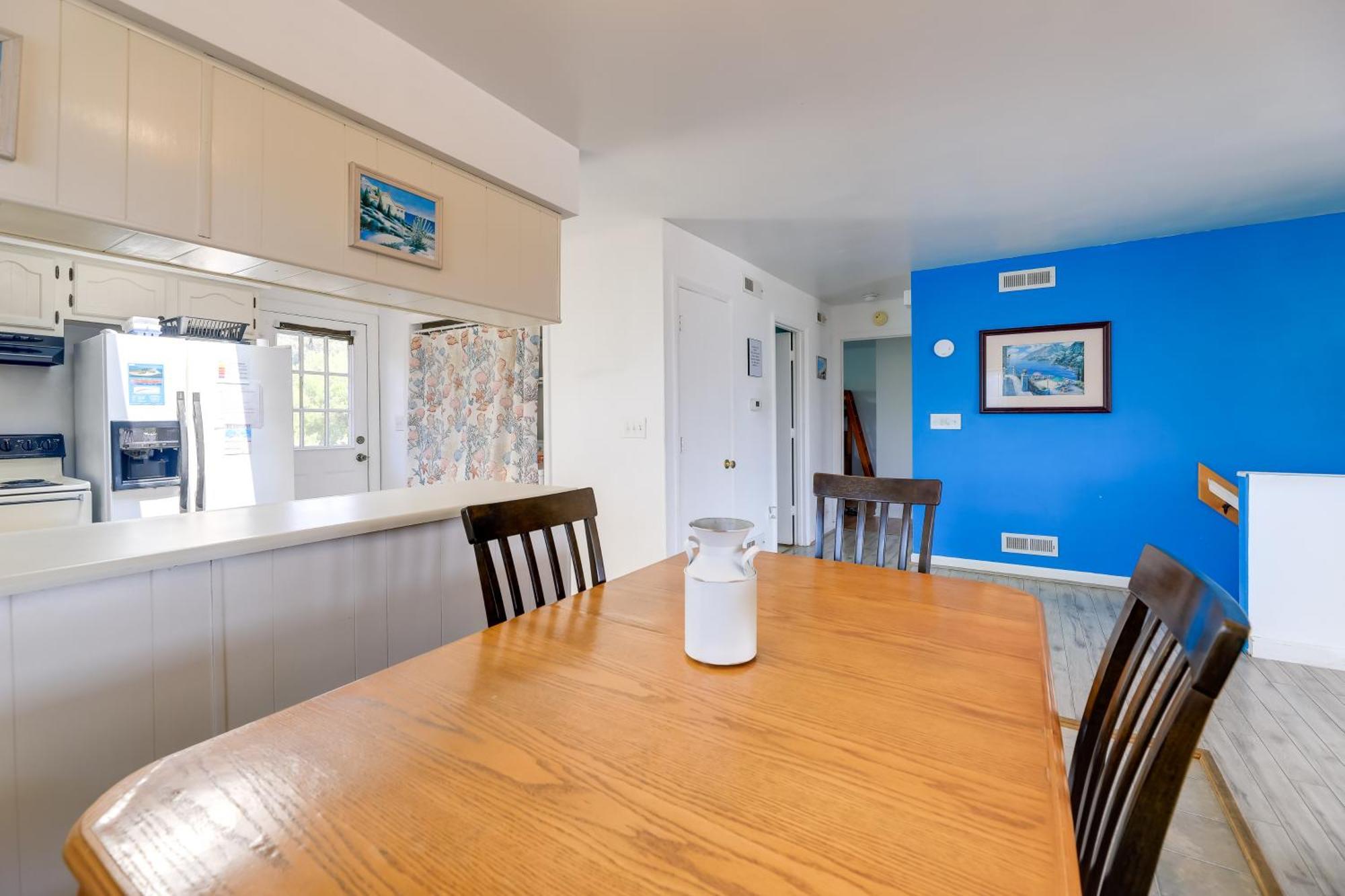 West Of The Moon Ocean Apt With Beach Access! Emerald Isle Kültér fotó